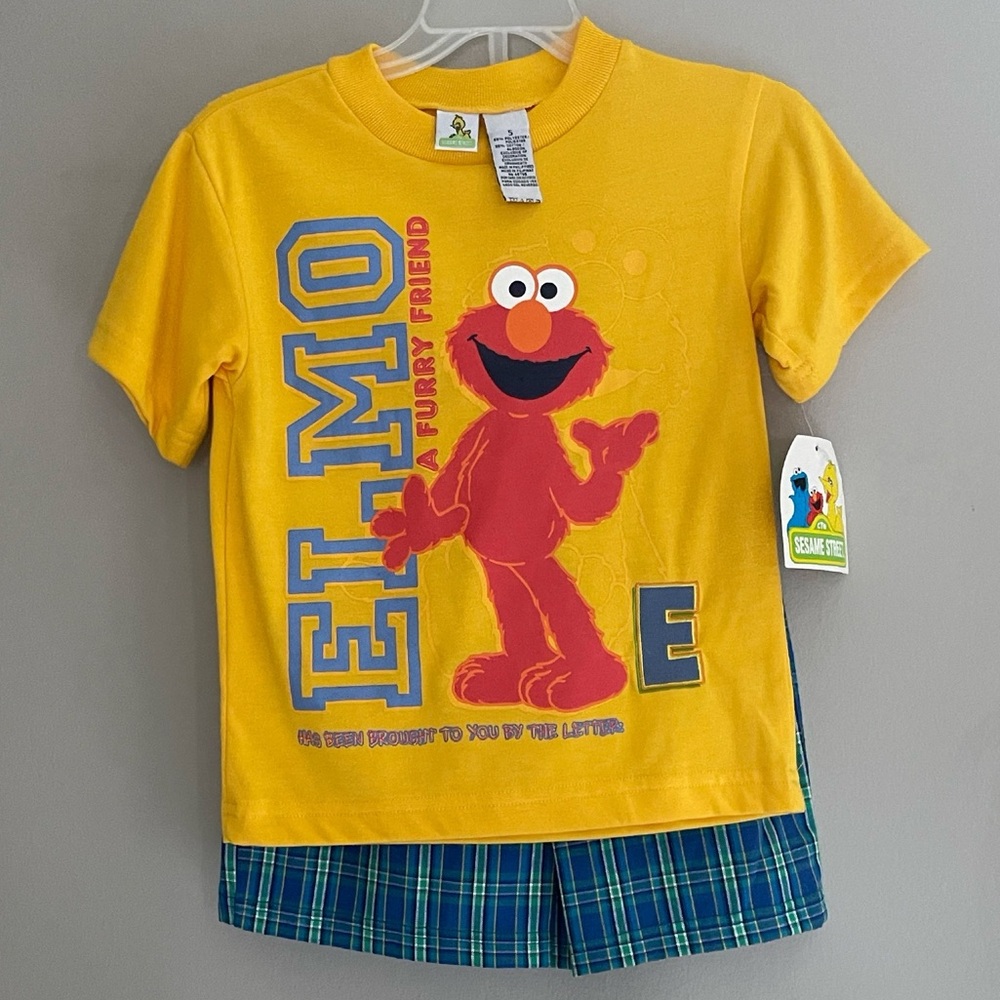 NWT Sesame Street Elmo Outfit Set